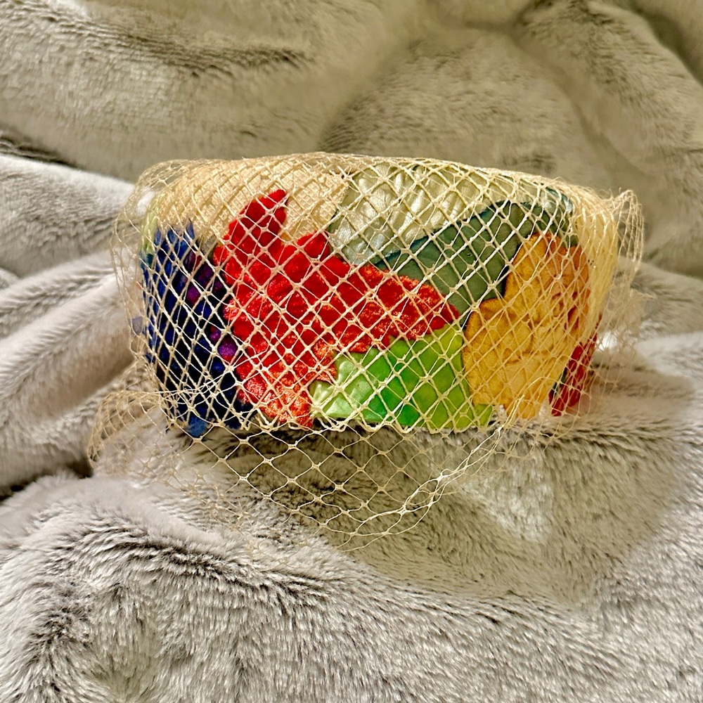 Circa 1960s Vintage Pillbox Hat
